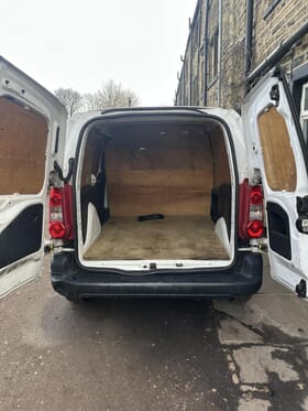 Handy man&van van