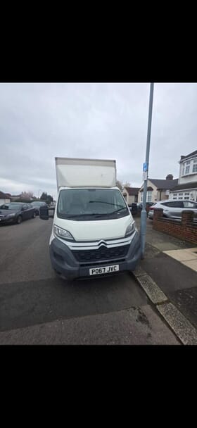 Laraé Logistics - Man & Van van
