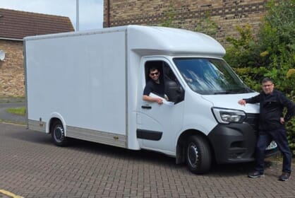 Mac on track Ltd van