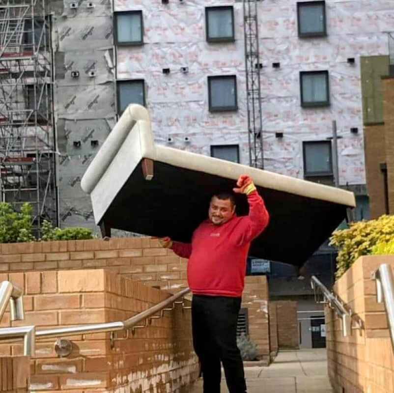 Man and van driver in London