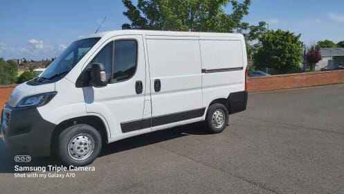 Quick move van