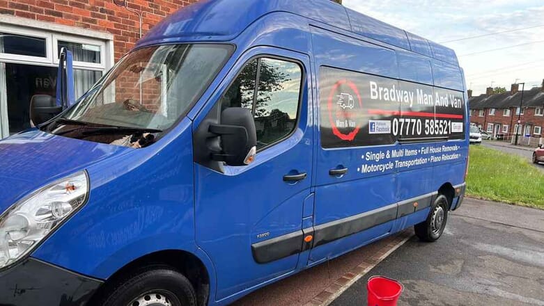 Man with a Van Sheffield, Bradway premier removals