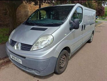 Fast Any Moves Ltd van
