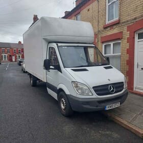 Hansen Man & Van LTD van