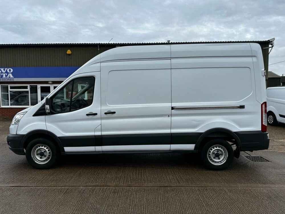 Man and van driver in London
