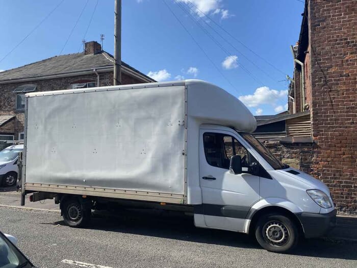 Daniel Dronsfield - Man and Van in Middleton