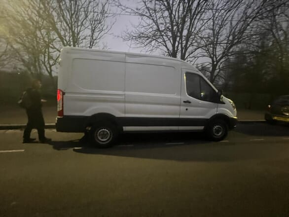 Man with a Van London, Lectorn Direct Trading As Speedy Van