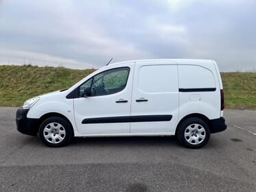 SutiVan Ltd van