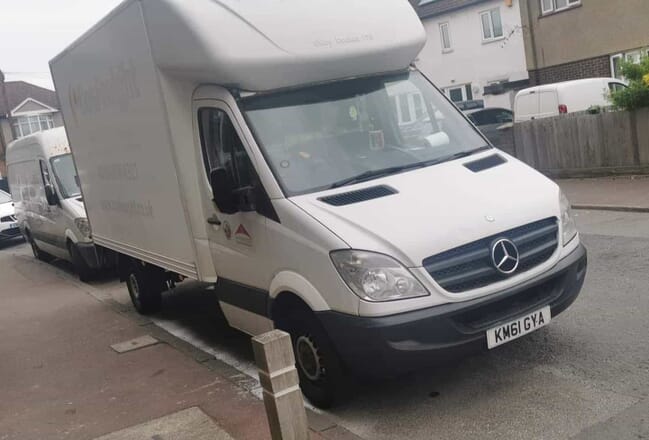 Man with a Van Dagenham, MC Movers