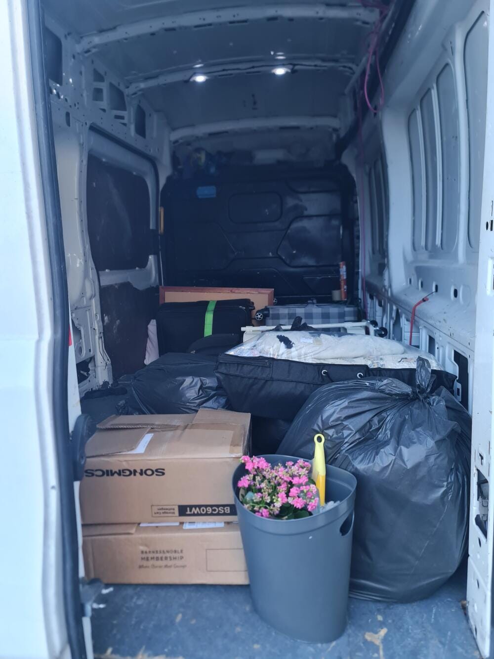 Man and van driver in London