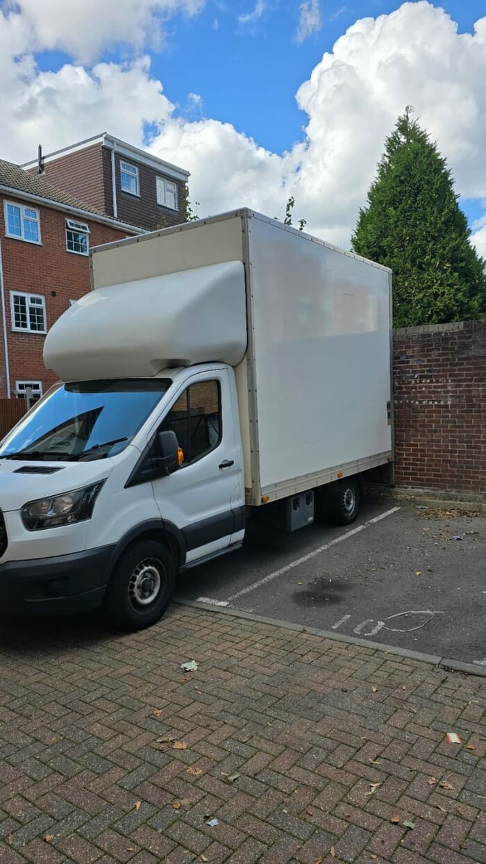zunair yaseen - Man and Van in 