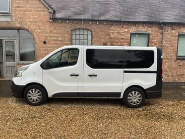Stratford upon A-van van