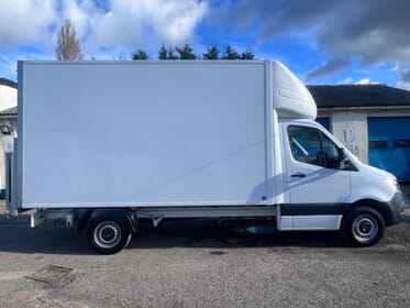 Moving removal van