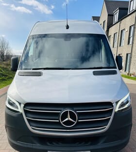 Chiem Global Services Ltd van